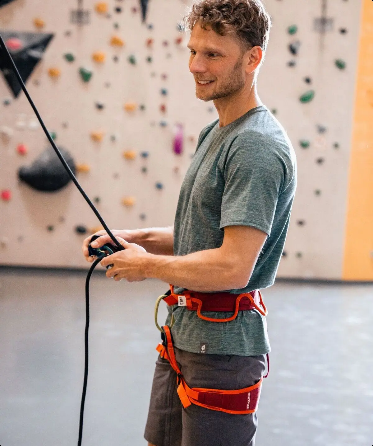 Umgang mit einem Sicherungsseil | © DAV / Marisa Koch