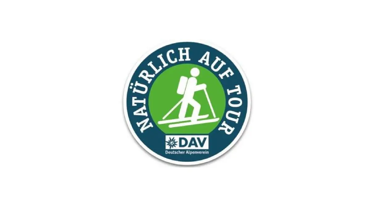 Logo "Natürlich auf Tour" | © DAV